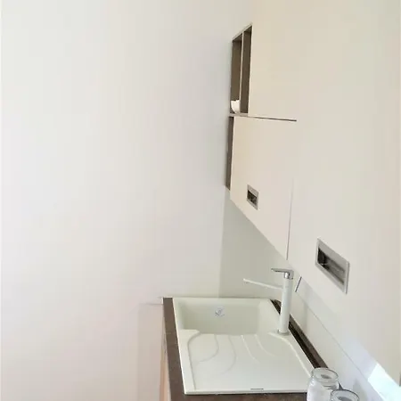 Penthouse Apartment *